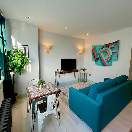 Cute 1-Bedroom Ground Apartment In Stoke Newington London Exterior foto